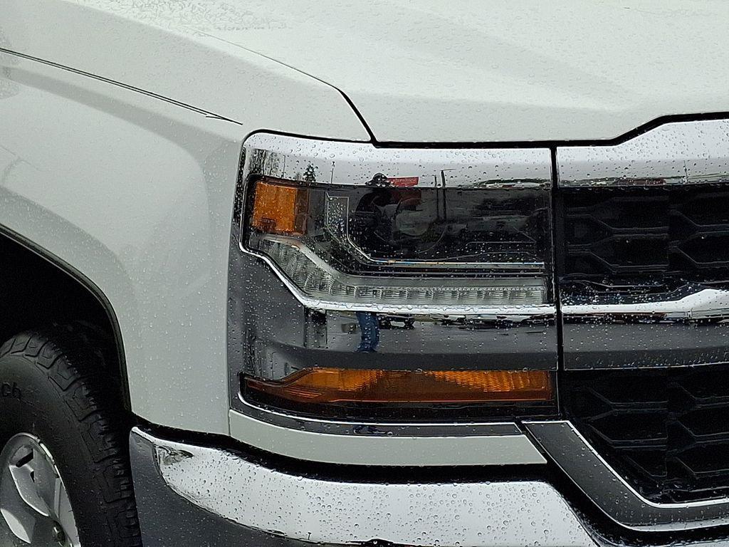 used 2018 Chevrolet Silverado 1500 car, priced at $26,000