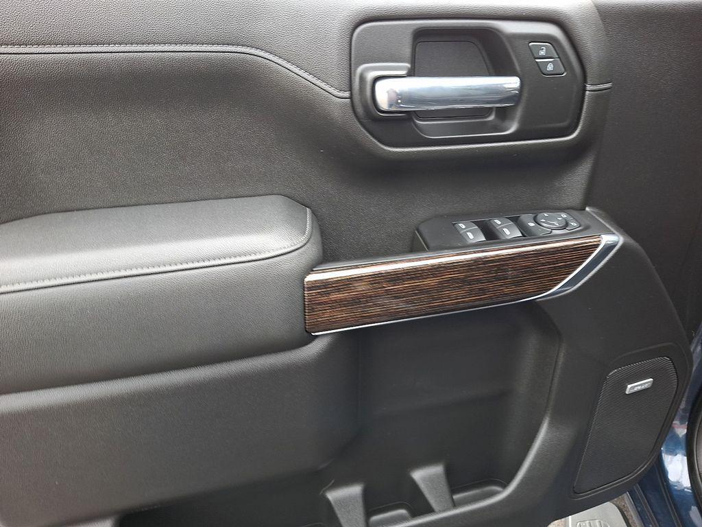 used 2022 GMC Sierra 1500 car, priced at $37,000