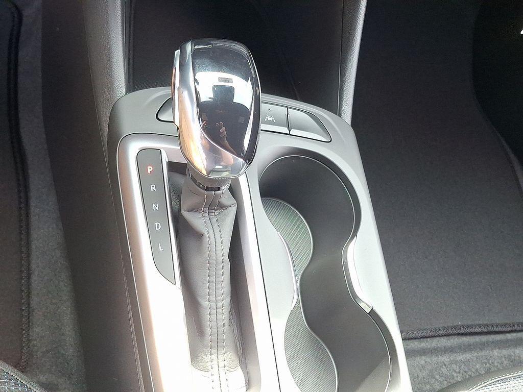 used 2026 Buick Envista car, priced at $26,000