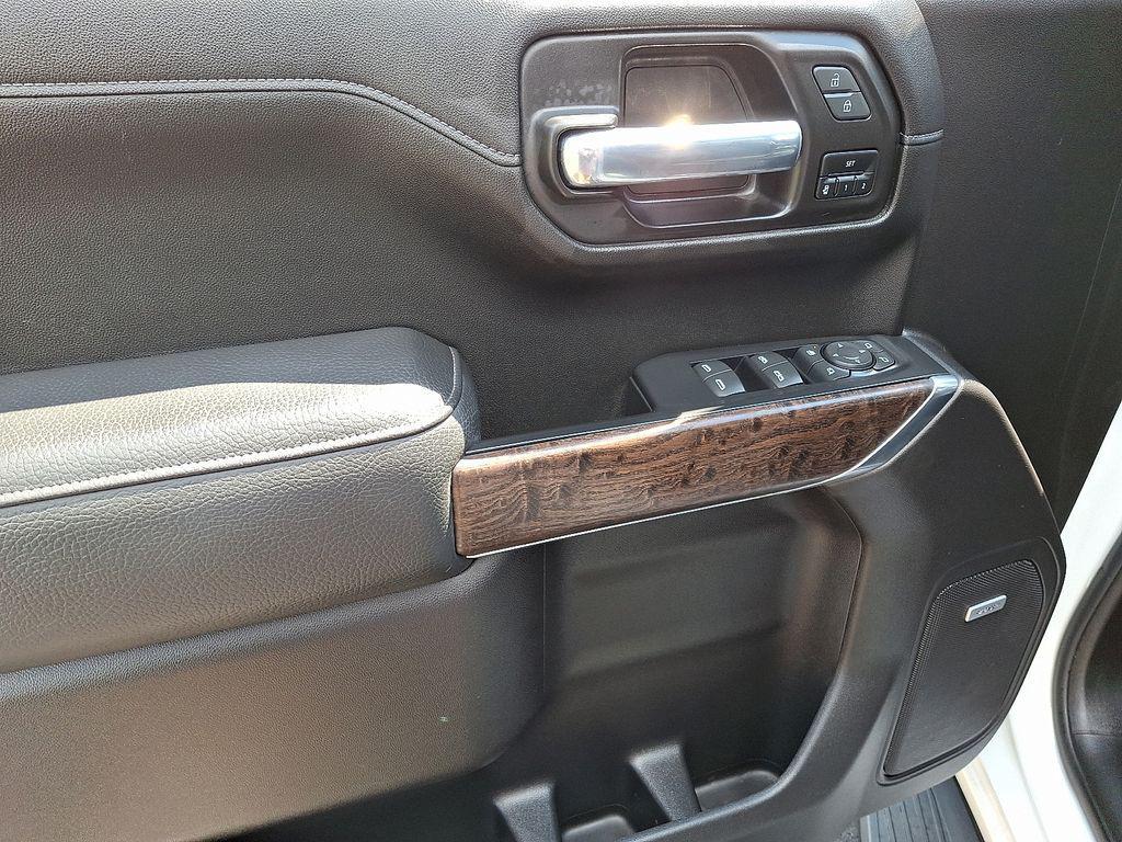 used 2021 GMC Sierra 1500 car, priced at $46,000