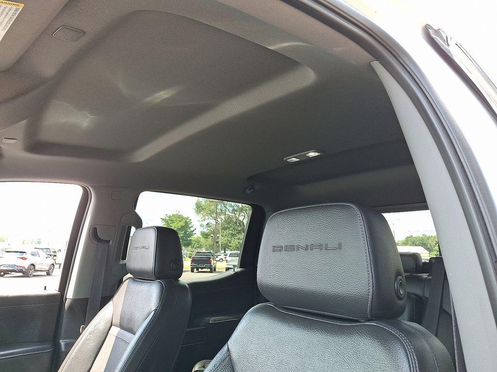 used 2021 GMC Sierra 1500 car, priced at $46,000