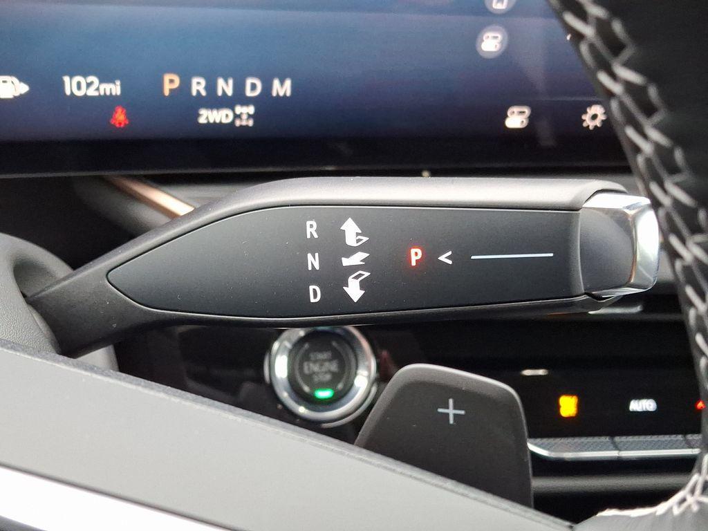 new 2025 Buick Envision car, priced at $39,000