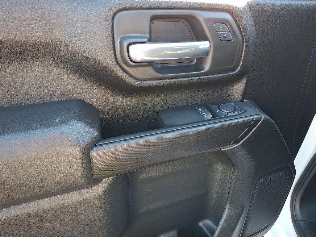 used 2024 GMC Sierra 2500 car, priced at $45,500