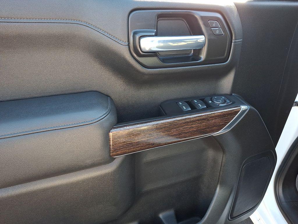 used 2021 GMC Sierra 1500 car, priced at $33,000