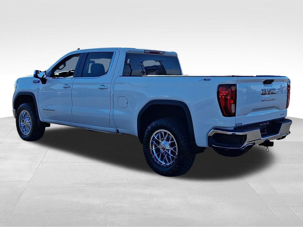 used 2021 GMC Sierra 1500 car, priced at $33,000