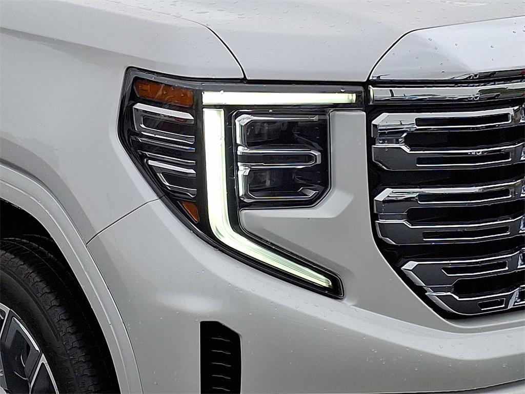 used 2023 GMC Sierra 1500 car, priced at $55,000