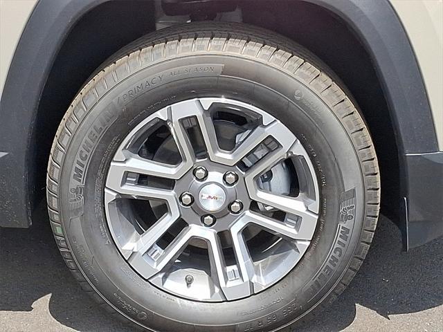 new 2025 GMC Terrain car, priced at $30,890