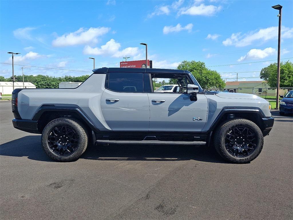 used 2025 GMC HUMMER EV Pickup car, priced at $84,000