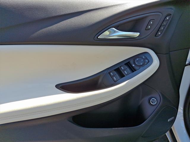 new 2025 Buick Encore GX car, priced at $33,980