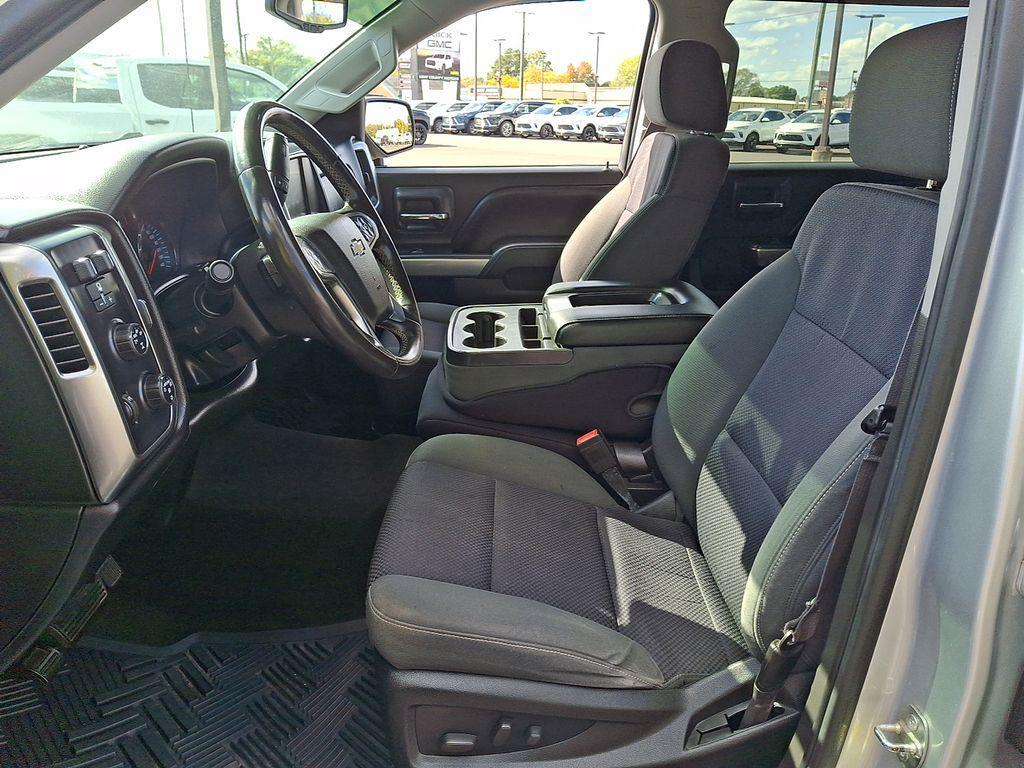 used 2015 Chevrolet Silverado 1500 car, priced at $21,000