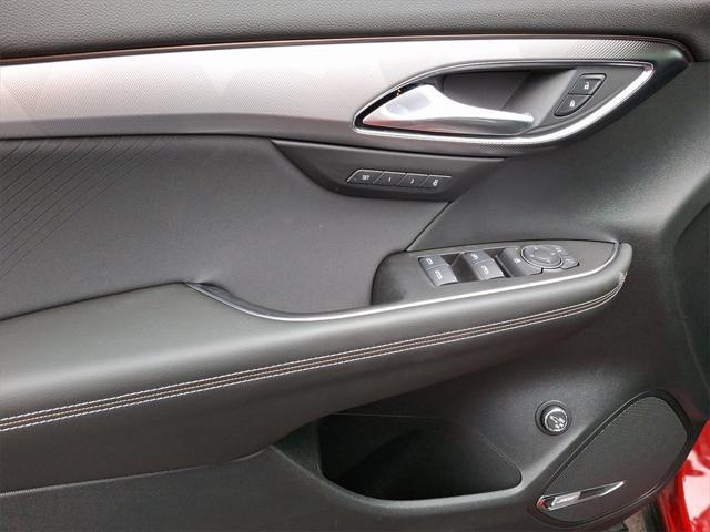new 2025 Buick Envision car, priced at $40,735