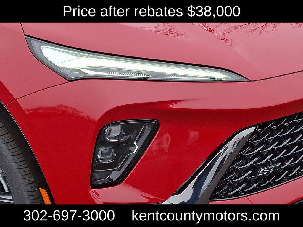 new 2025 Buick Envision car, priced at $38,000