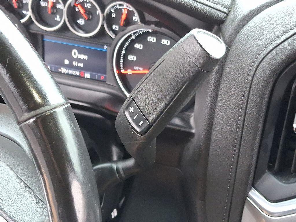 used 2021 Chevrolet Silverado 1500 car, priced at $32,000