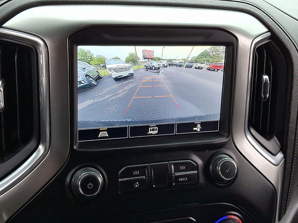 used 2021 Chevrolet Silverado 1500 car, priced at $32,000