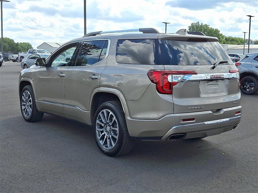 used 2022 GMC Acadia car, priced at $28,000
