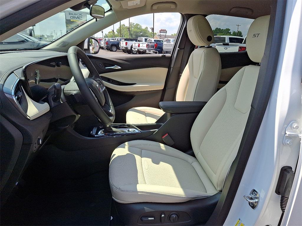 new 2026 Buick Encore GX car, priced at $31,880