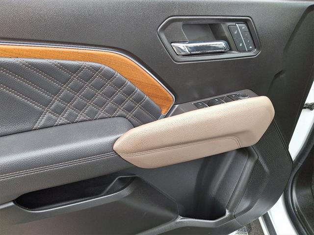 used 2023 GMC Canyon car, priced at $44,500