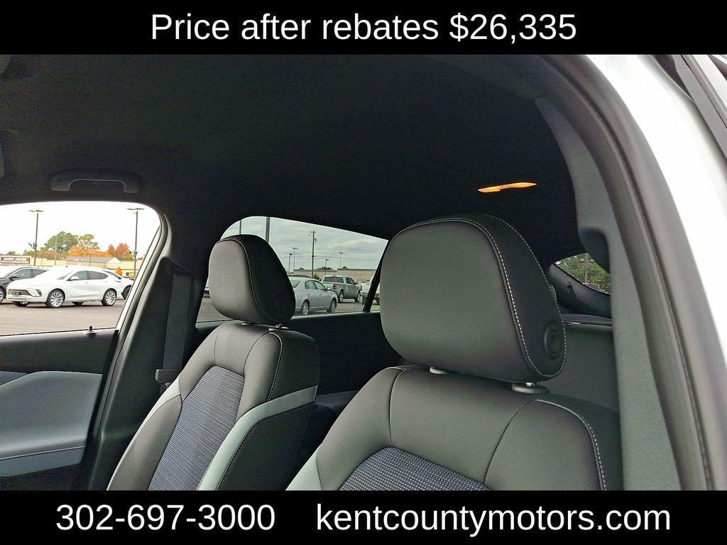 new 2026 Buick Envista car, priced at $26,335