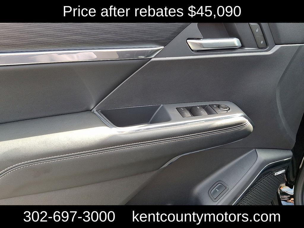 new 2026 GMC Acadia car, priced at $45,090