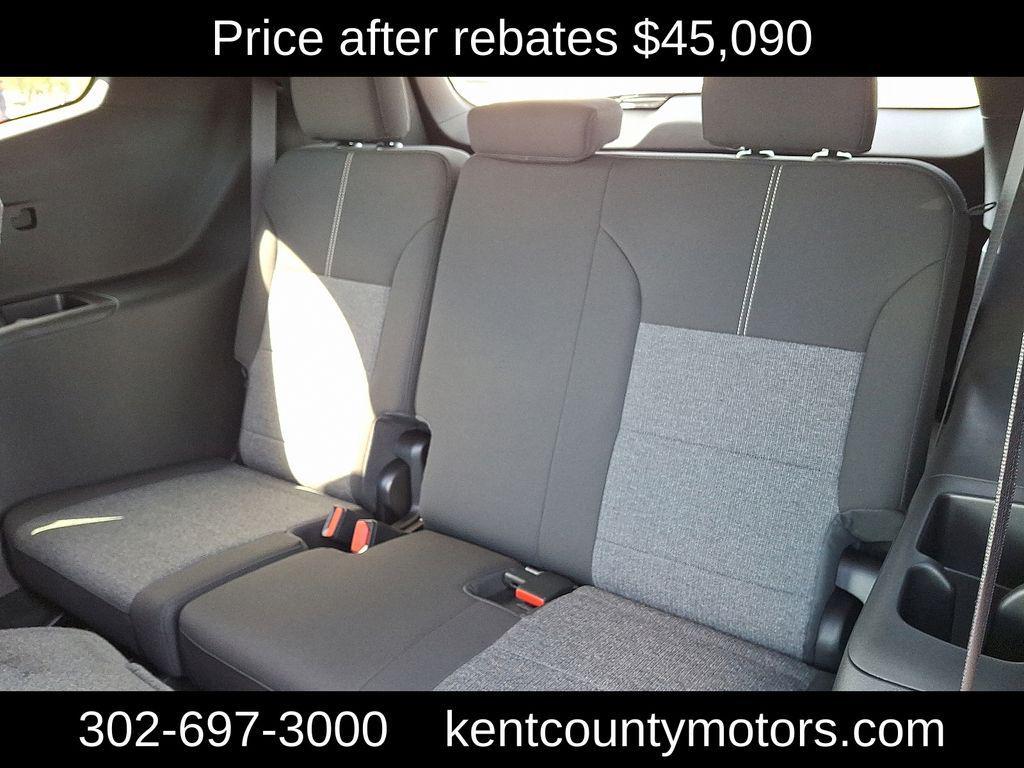 new 2026 GMC Acadia car, priced at $45,090