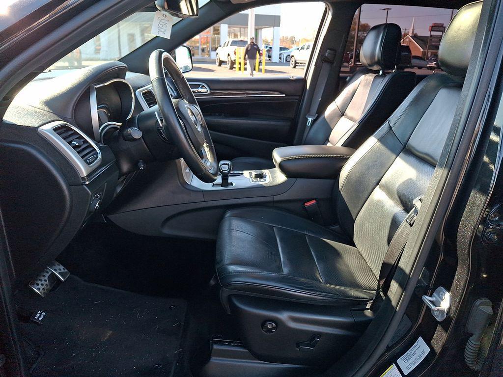 used 2015 Jeep Grand Cherokee car, priced at $15,500