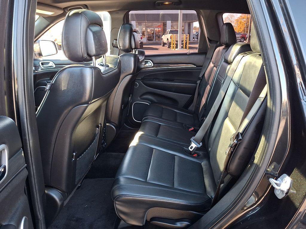 used 2015 Jeep Grand Cherokee car, priced at $15,500