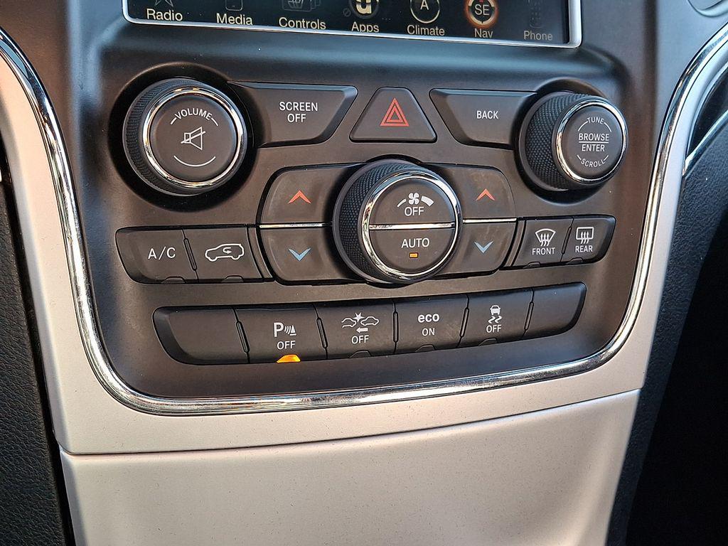 used 2015 Jeep Grand Cherokee car, priced at $15,500