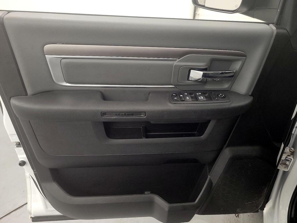 used 2023 Ram 1500 Classic car, priced at $27,998