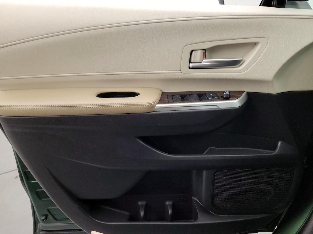 used 2022 Toyota Sienna car, priced at $42,998