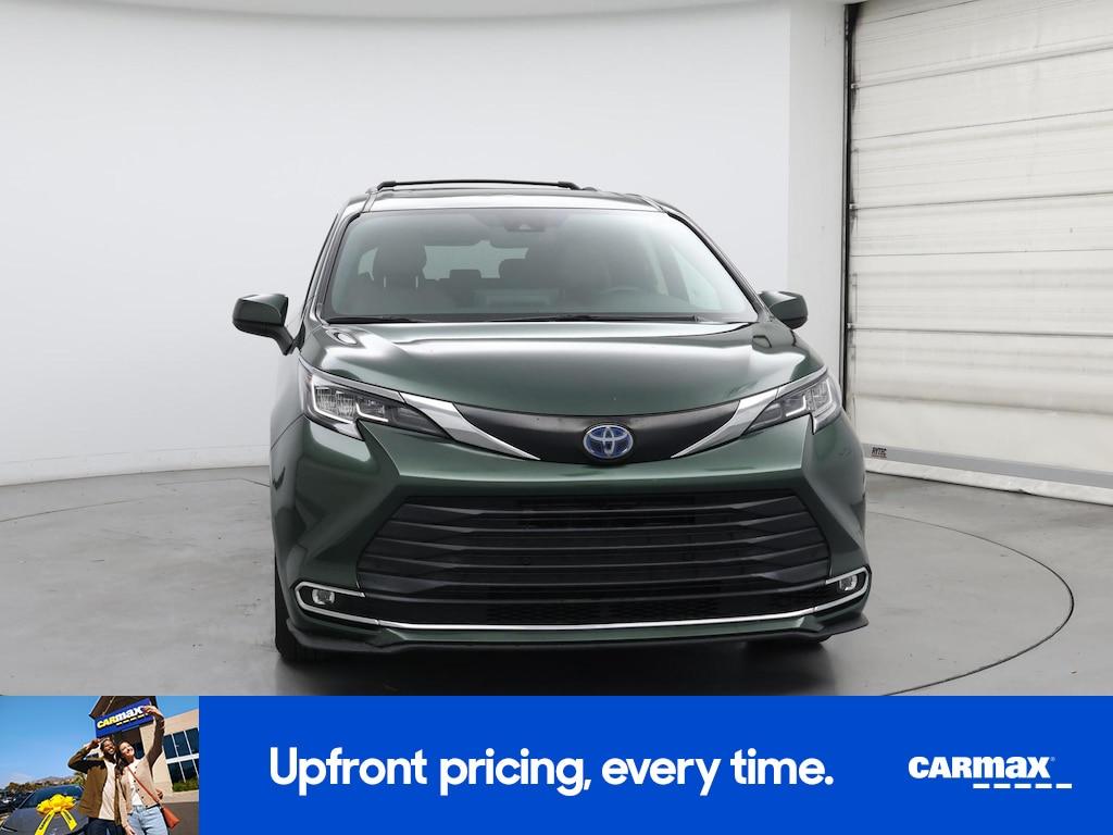 used 2022 Toyota Sienna car, priced at $42,998