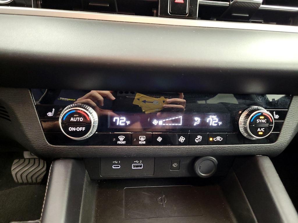 used 2024 Mitsubishi Outlander car, priced at $25,998