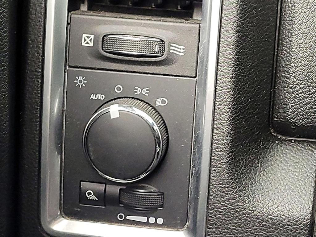 used 2023 Ram 1500 Classic car, priced at $25,998