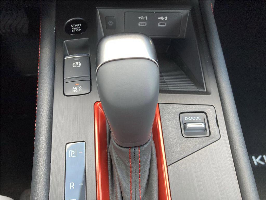 new 2025 Nissan Kicks car, priced at $26,922