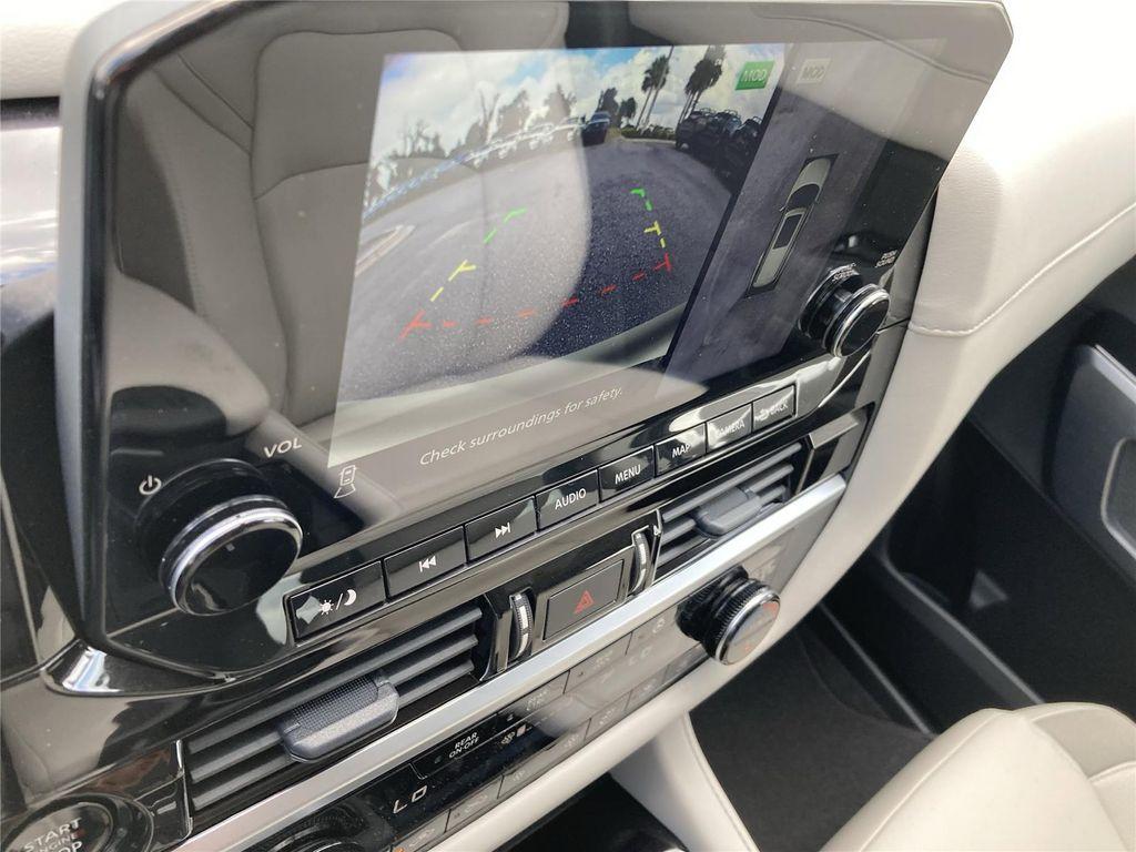 new 2025 Nissan Pathfinder car, priced at $36,156