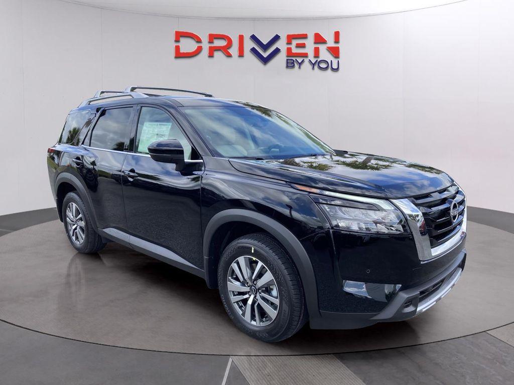 new 2025 Nissan Pathfinder car, priced at $36,156