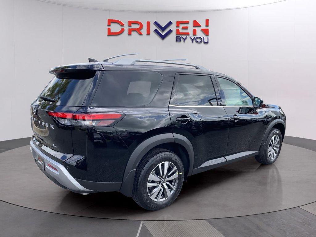new 2025 Nissan Pathfinder car, priced at $36,156