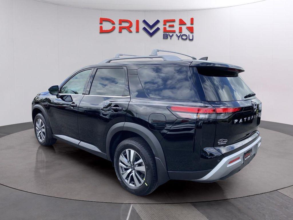 new 2025 Nissan Pathfinder car, priced at $36,156