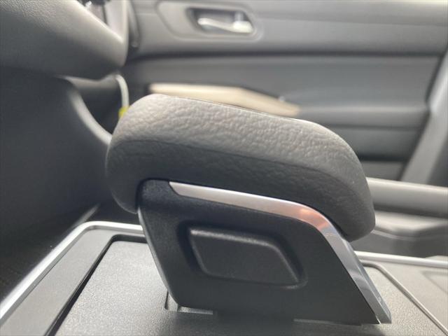 new 2025 Nissan Pathfinder car, priced at $48,990