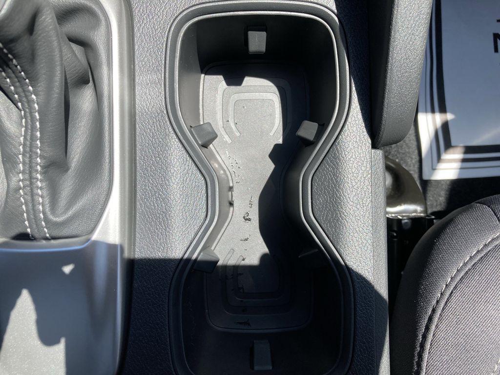 new 2025 Nissan Frontier car, priced at $34,725