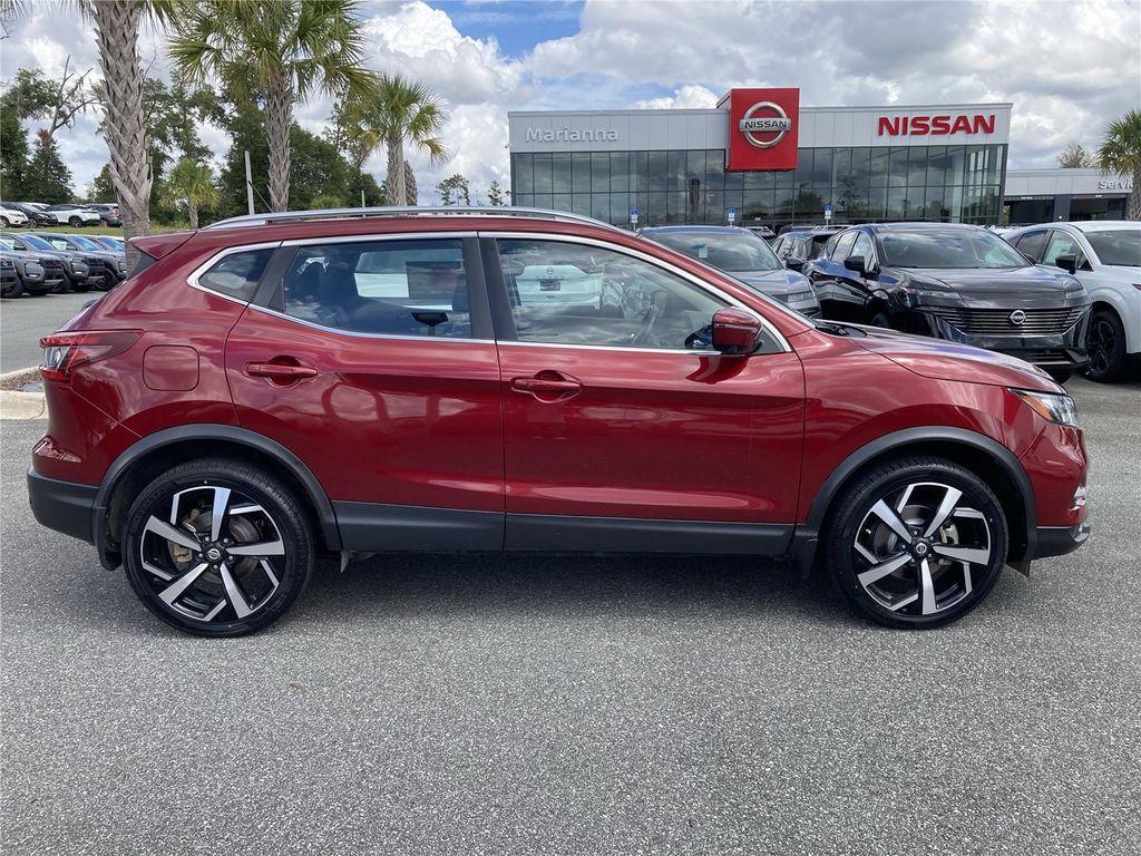used 2022 Nissan Rogue Sport car, priced at $20,000