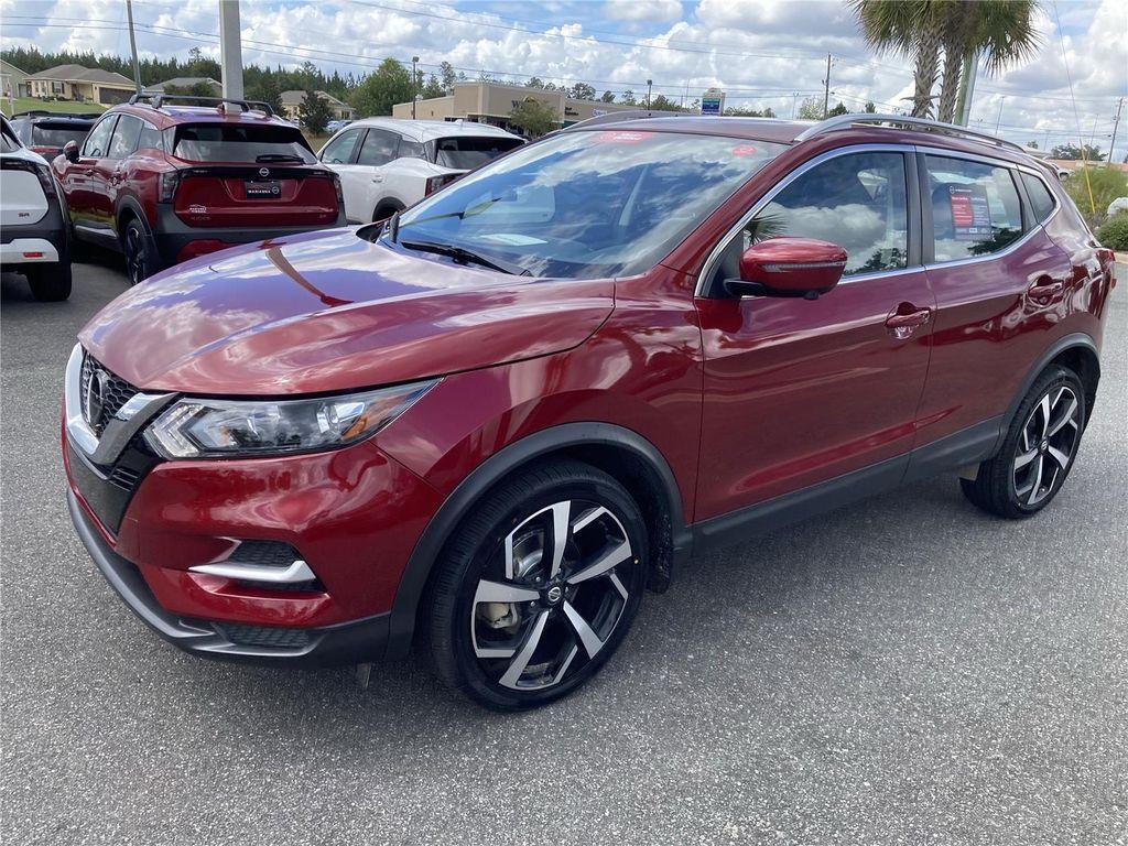 used 2022 Nissan Rogue Sport car, priced at $20,000