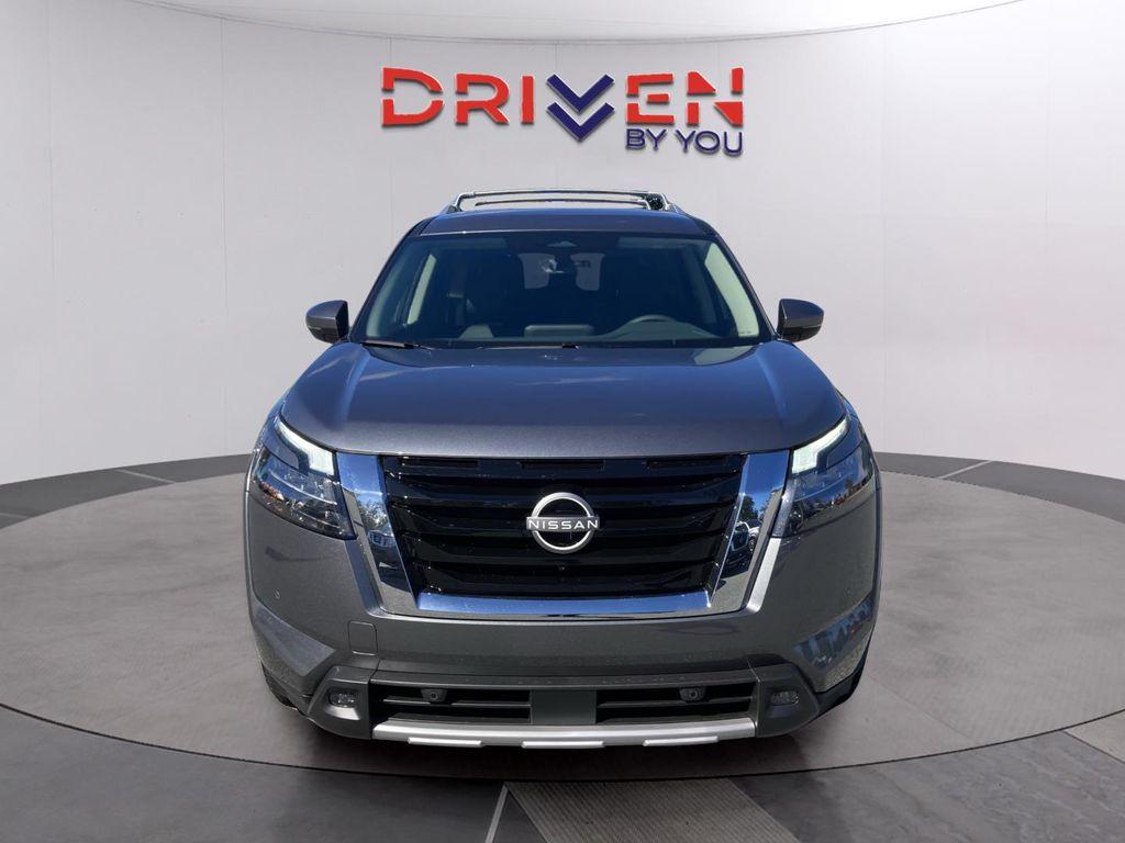 new 2025 Nissan Pathfinder car, priced at $36,218