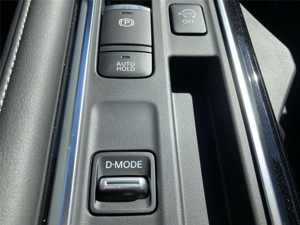 new 2025 Nissan Pathfinder car, priced at $36,218