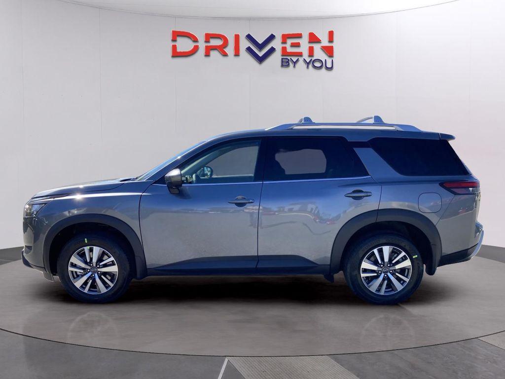 new 2025 Nissan Pathfinder car, priced at $36,218