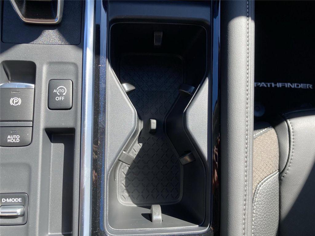 new 2025 Nissan Pathfinder car, priced at $36,218