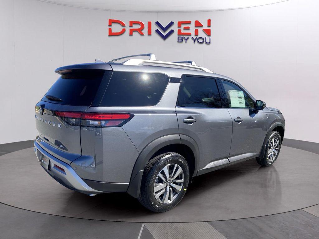 new 2025 Nissan Pathfinder car, priced at $36,218