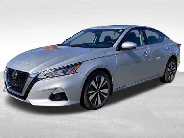 used 2021 Nissan Altima car, priced at $22,554