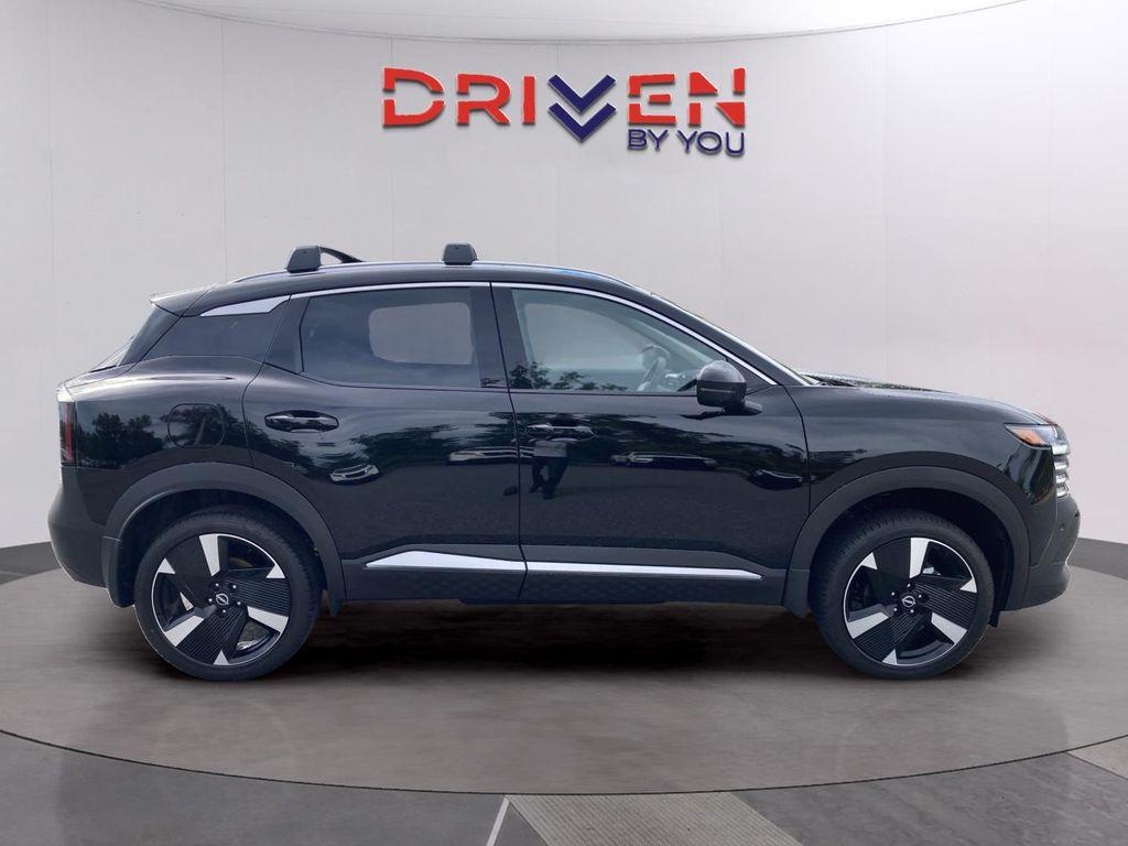 new 2025 Nissan Kicks car, priced at $26,422