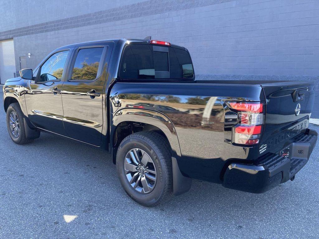 new 2025 Nissan Frontier car, priced at $34,424
