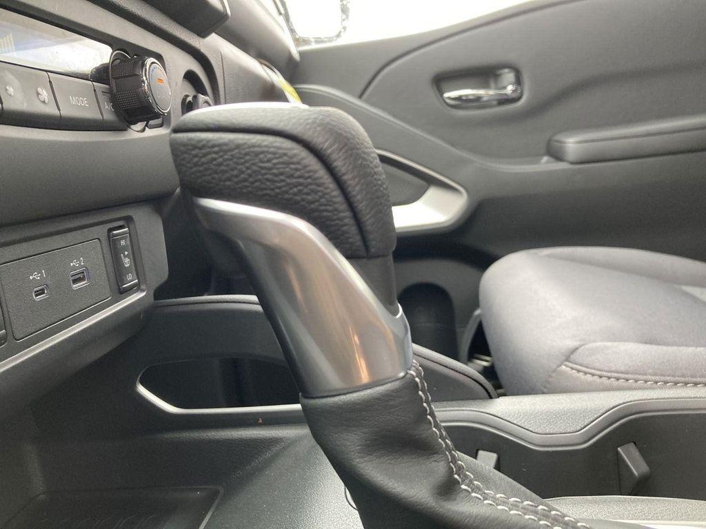 new 2025 Nissan Frontier car, priced at $34,424